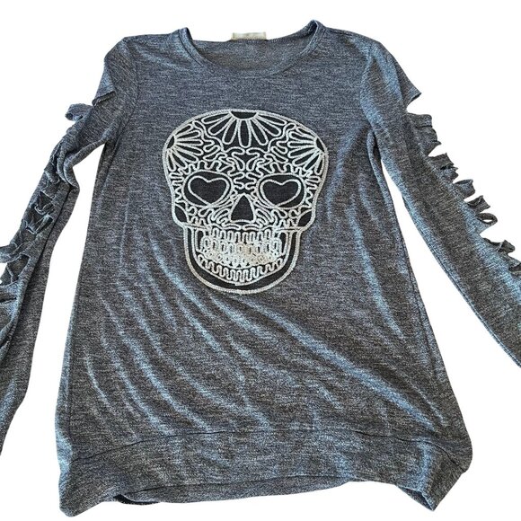 Gray Long-Sleeve Top With White Sugar Skull Design & Ladder Cutout Sleeves By Be - Picture 1 of 7